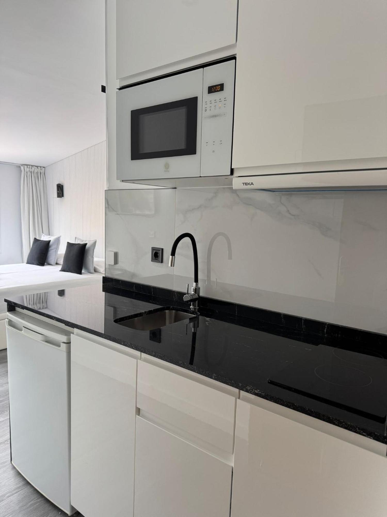 Apartamentos San Antonio Торремолинос Экстерьер фото